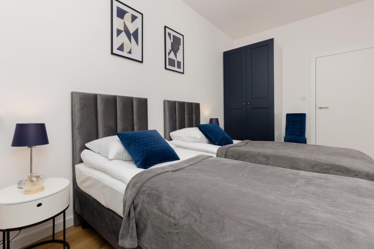 Apartment Avenue Solidarnosci On Wola By Noclegi Renters Varsovie Extérieur photo