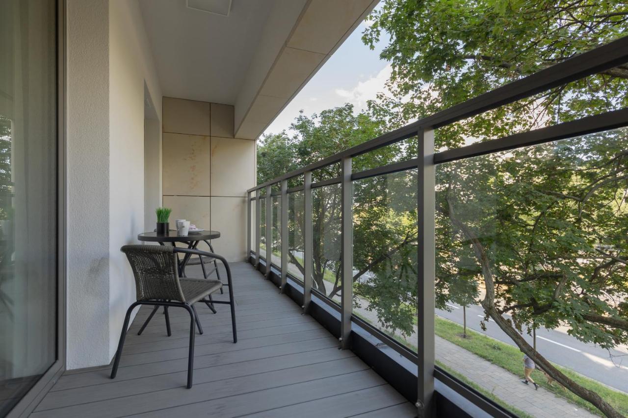 Apartment Avenue Solidarnosci On Wola By Noclegi Renters Varsovie Extérieur photo