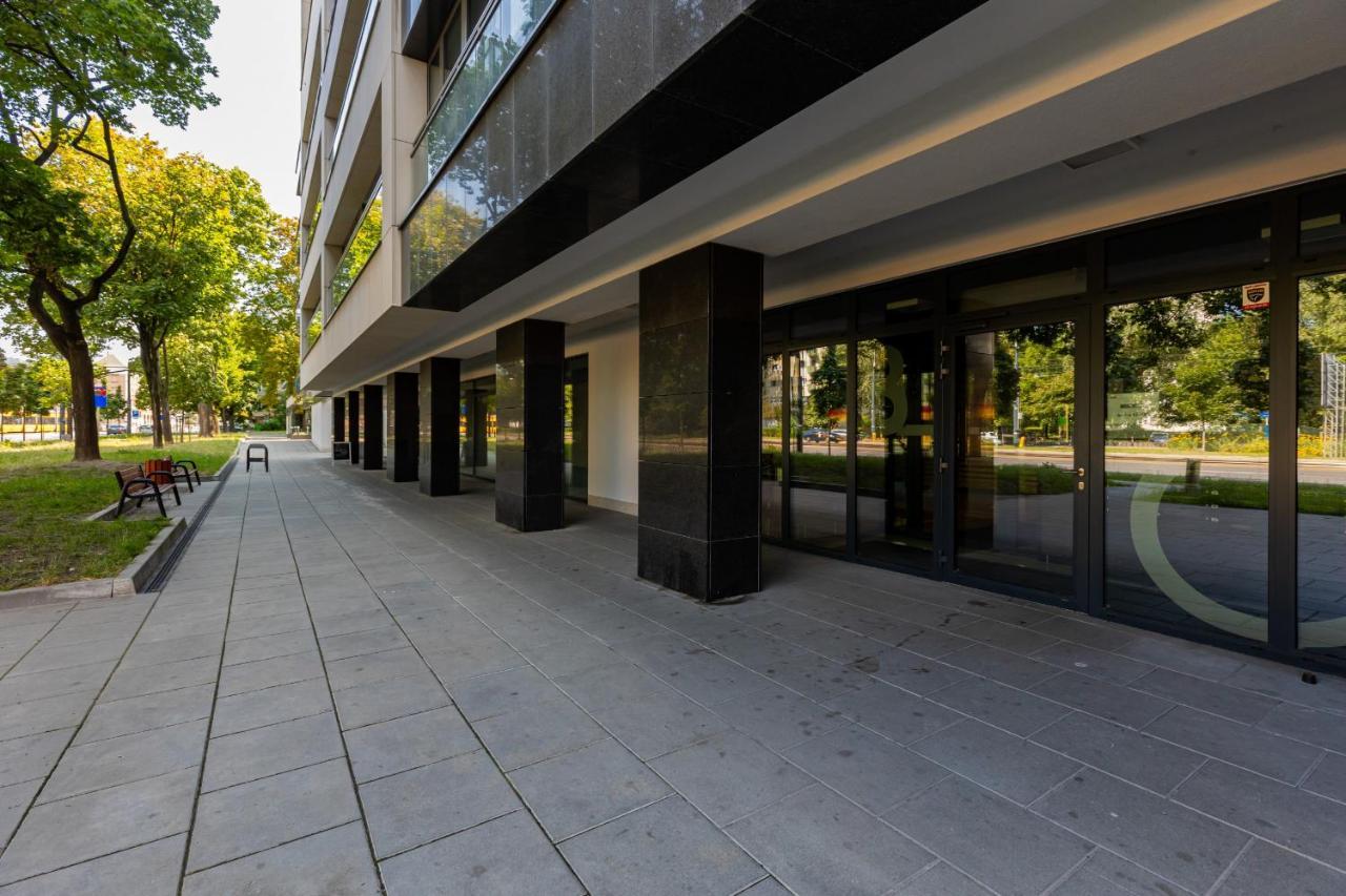 Apartment Avenue Solidarnosci On Wola By Noclegi Renters Varsovie Extérieur photo